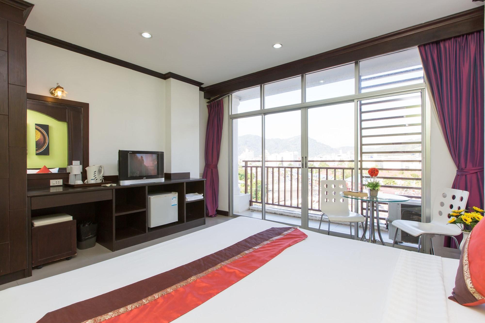Patong Buri Hotel Zewnętrze zdjęcie