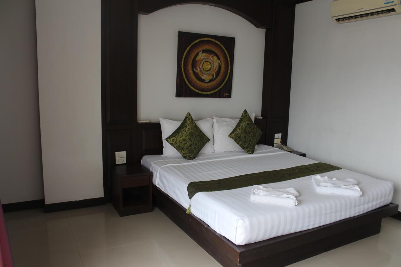 Patong Buri Hotel Zewnętrze zdjęcie