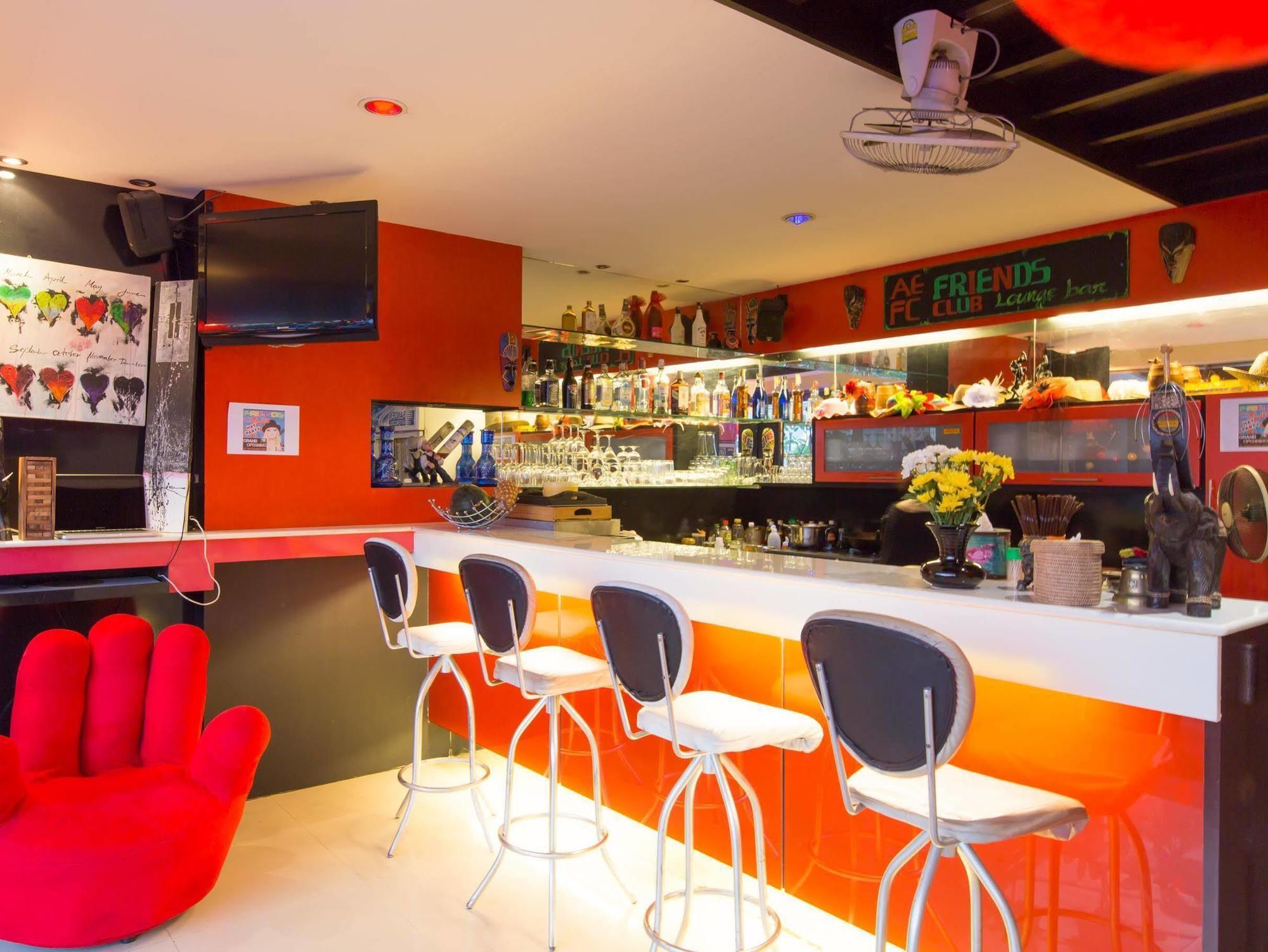 Patong Buri Hotel Zewnętrze zdjęcie